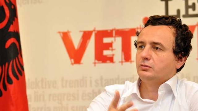 Vetëvendosje: Macaristan Sınırına Gidiniz ve Mültecileri Görünüz