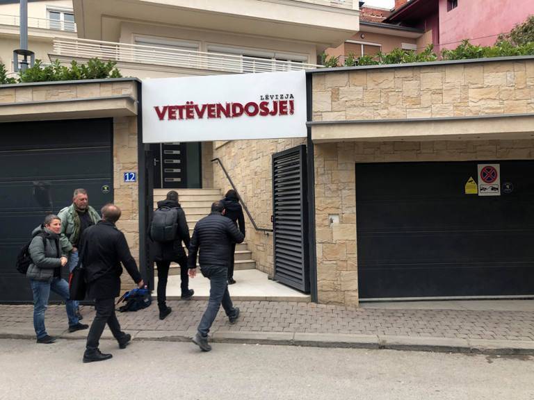 Vetvendosje, Koalisyon İçin Nisma ve AKR'yi Reddediyor