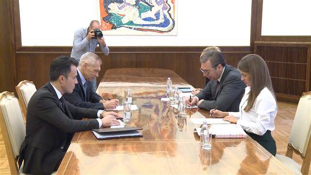 Vuçiç, MSK Üyelerinin Zehirlenmesiyle Dalga Geçti