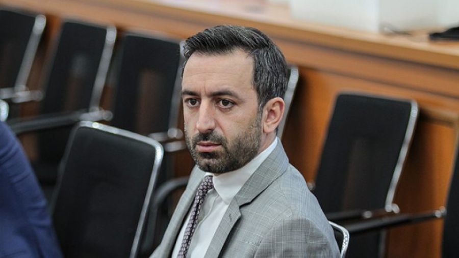 Dimal Basha’dan Abdixhiku’ya Tepki: “Sen Onlarla Devam Et, Biz Etmiyoruz!”