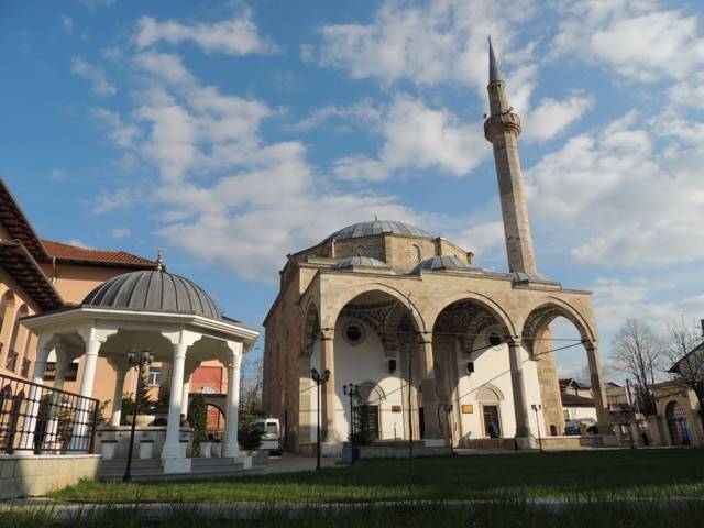 Camilerde Bugün Arnavutluk İçin Para Toplanacak