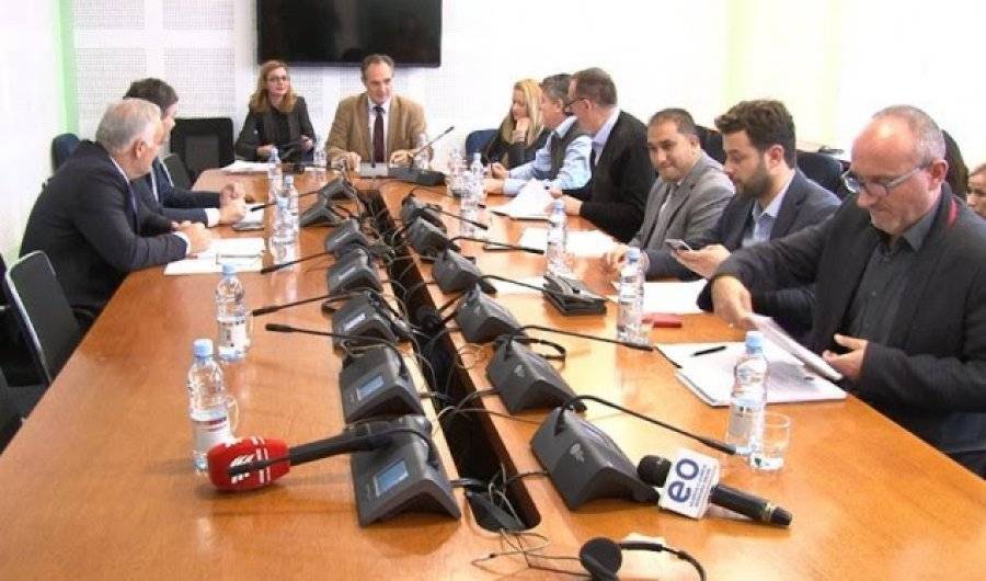 Yağcılar: Bakan Yardımcıları Sayısı Bizim İçin de Sorun