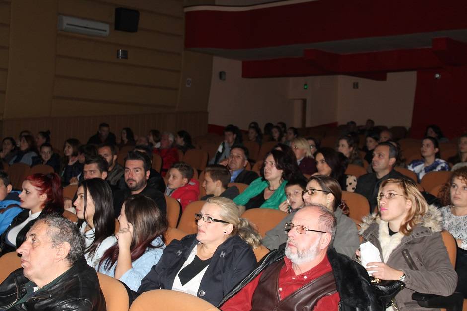 "Uzun Hikâye" Filmine İpek'te Yoğun İlgi