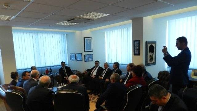 YÖK Başkanı Saraç'tan Kosovalı Türk Bakan Yağcılar'a Ziyaret