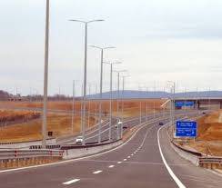 Priştine-Veternik Yolu Genişletiliyor