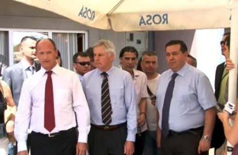 Uluslararası Yönetici Grubundan Merkeziyete Destek
