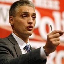 Sırplar Kosova'nın Sunduğu İmkanlardan Faydalanmalı