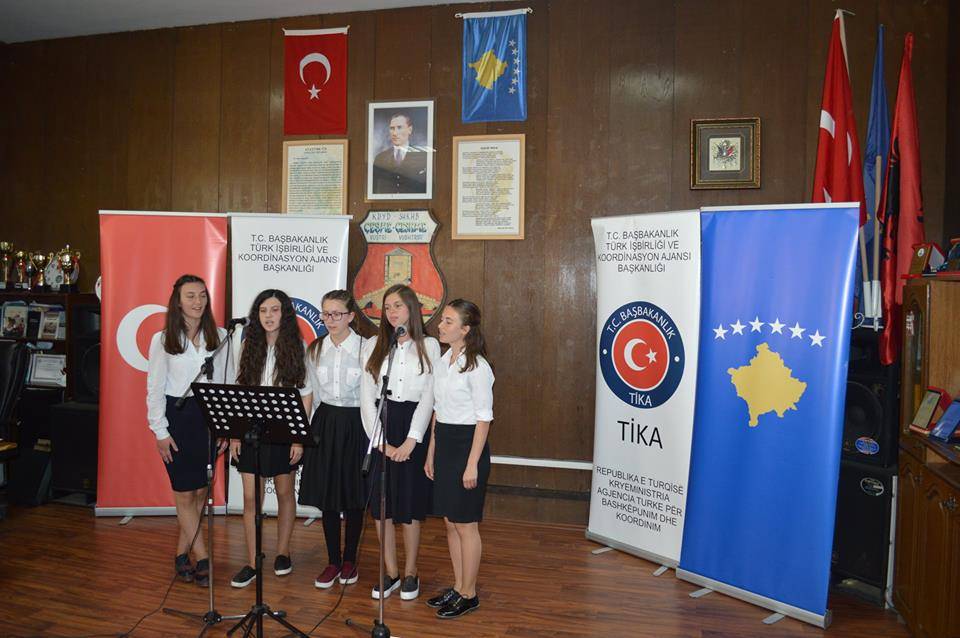 Vuçitırın'da Türkçe Kursu Tamamlayanlara Sertifika Töreni