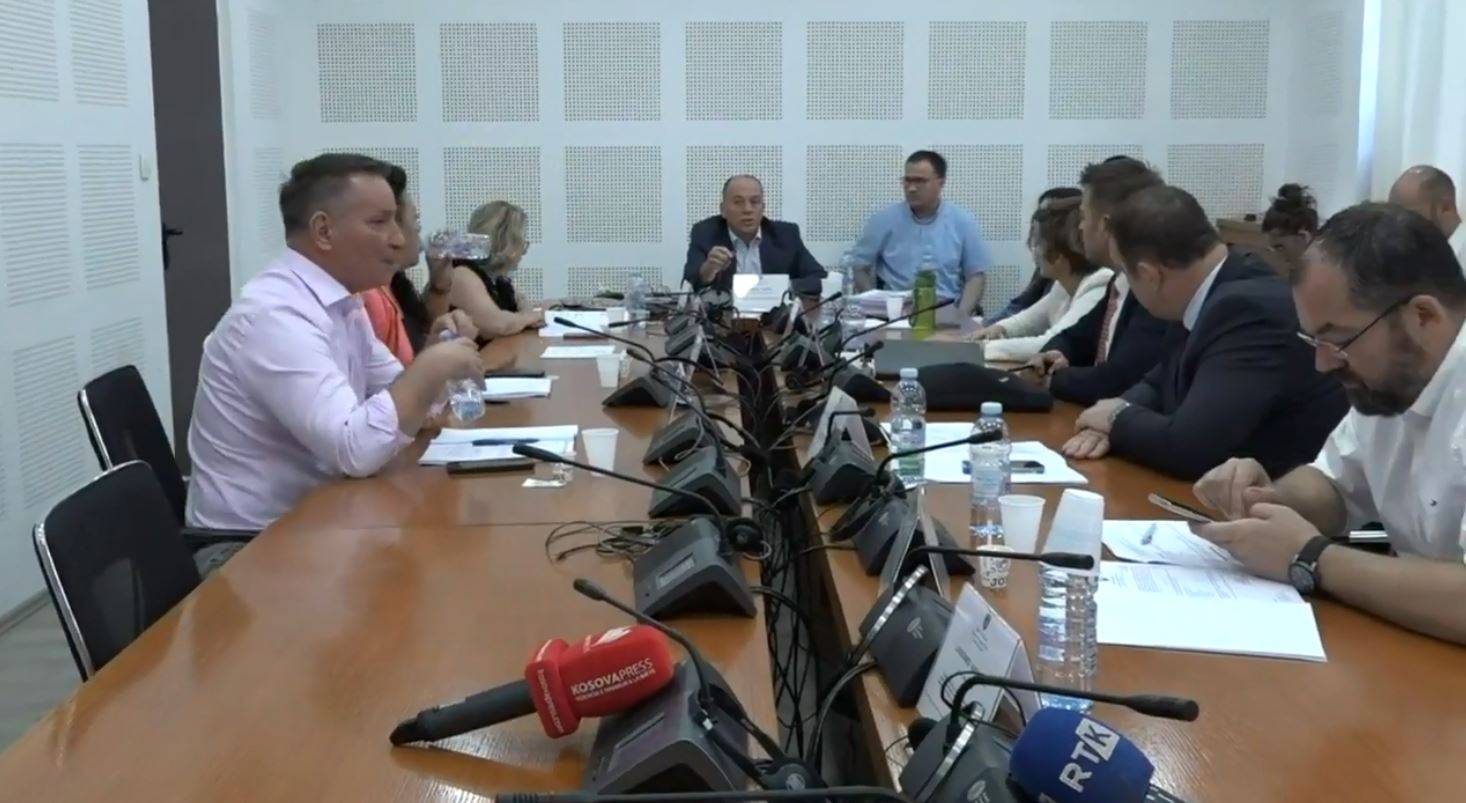 AKP Yeni Yönetim Kurulu Listesi Komisyondan Geçti