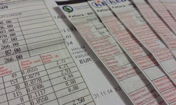 Vatandaşlarımız Elektriğe Zam Yapılmasına Karşı