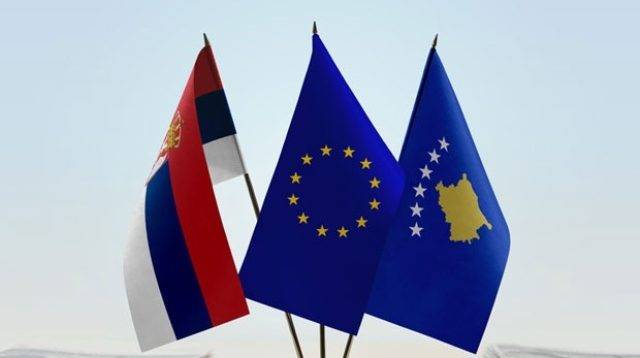 Yüzde 100 Vergi Kosova-Sırbistan Diyalogunu Engelliyor