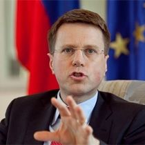 AB Seçim Reformuyla Memnun Değil