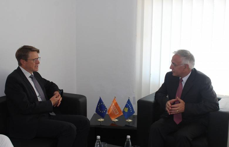 Krasniqi ve Zbogar Veda Görüşmesinde