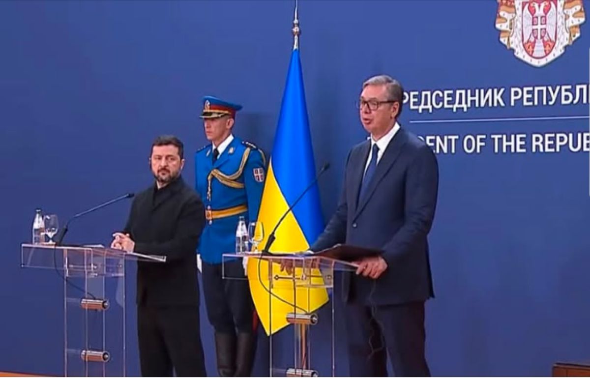 Zelenski, Kosova Konusunda Vuçiç’in Yanında