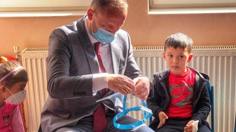 Öğrenci ve Öğretmenler Anti-Covid Tedbirlerine Riayet Etmeli