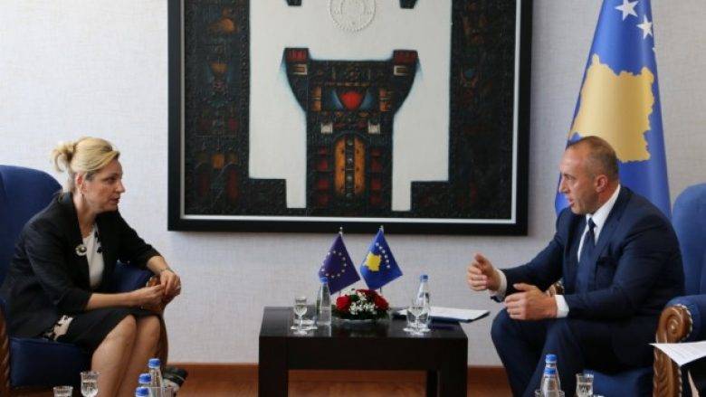 Haradinaj ve Apostolova  Görüştü