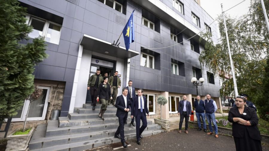 Kurti, Vitia’yla Beraber Leposaviç’teydi