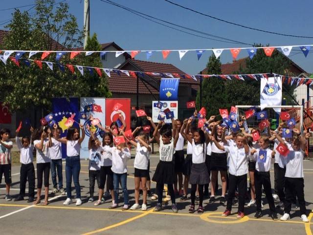 Zojç 'Sinan Thaçi" Okuluna Oyun Parkı ve Spor Sahası