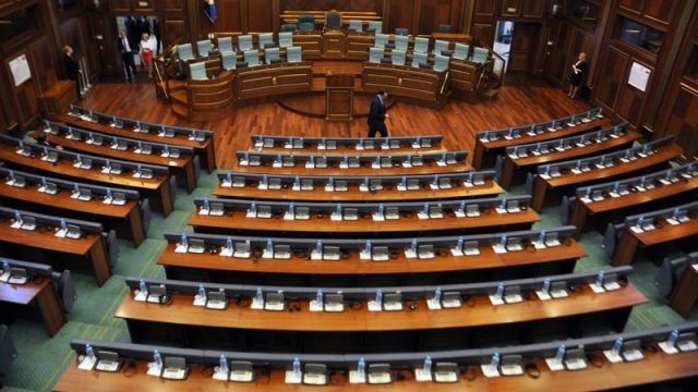 Arnavut Partilerinden Milletvekilleri